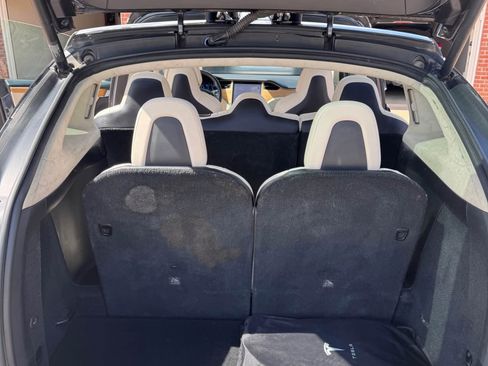 Used 2018 Tesla Model X 100D image 13