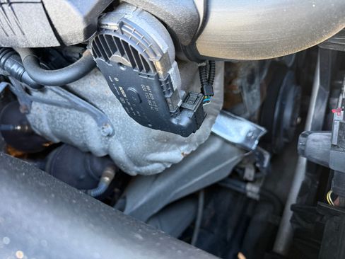 Used 2016 Porsche Cayenne image 14