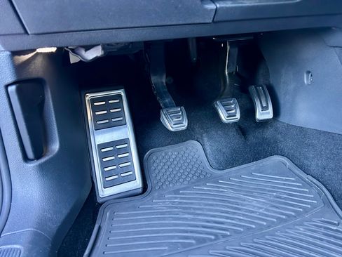 Used 2015 Volkswagen Golf TDI SE image 22