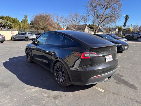 Used 2021 Tesla Model Y Performance image 1