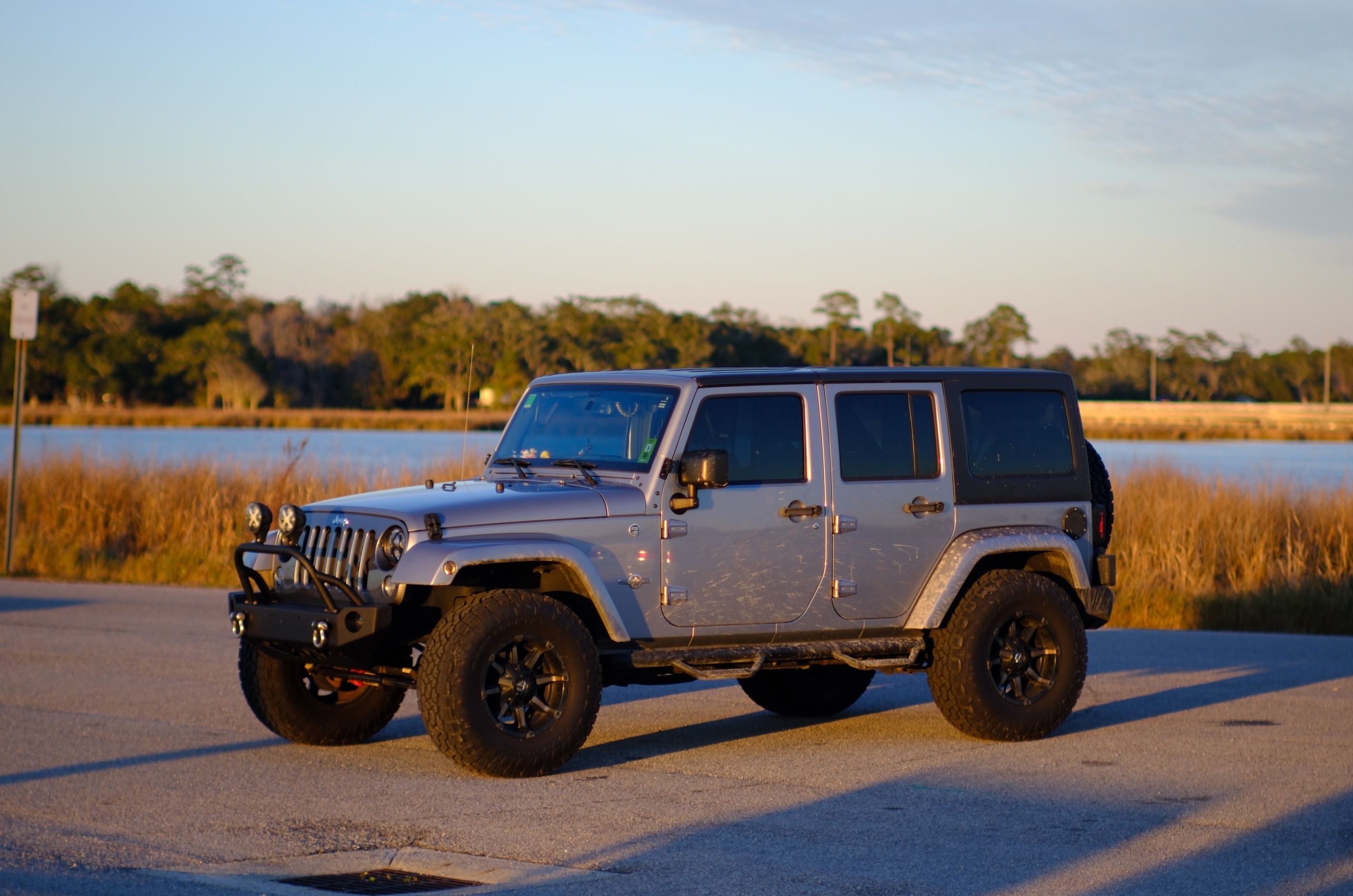 Used 2015 Jeep Wrangler Unlimited Sport AWD/4WD image 1