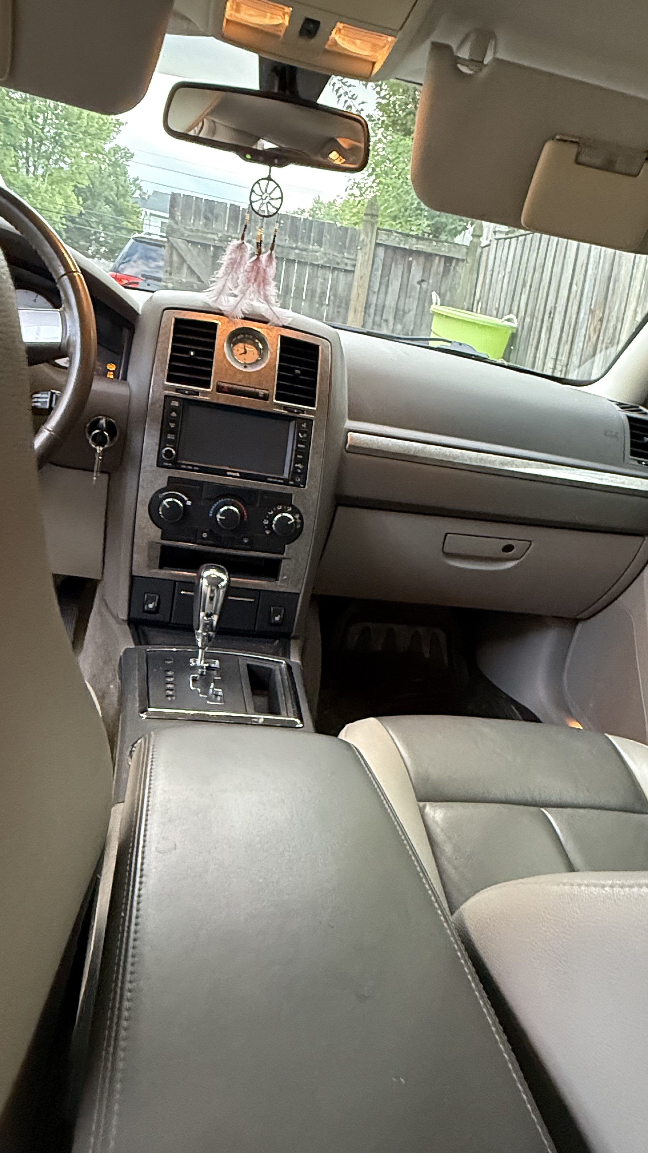 Used 2008 Chrysler 300 Touring RWD image 8