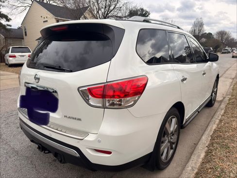 Used 2014 Nissan Pathfinder Platinum w/ Platinum Premium Package image 5