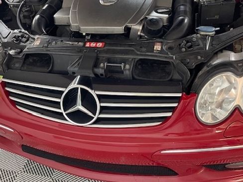 Used 2005 Mercedes-Benz CLK 55 AMG Cabriolet image 11