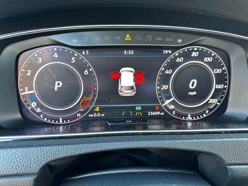 Used 2019 Volkswagen Golf R 4Motion Hatchback Sedan 4D image 4