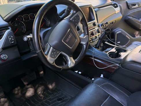 Used 2015 GMC Yukon SLT AWD/4WD image 10