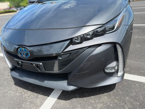 Used 2021 Toyota Prius Prime Limited FWD image 13