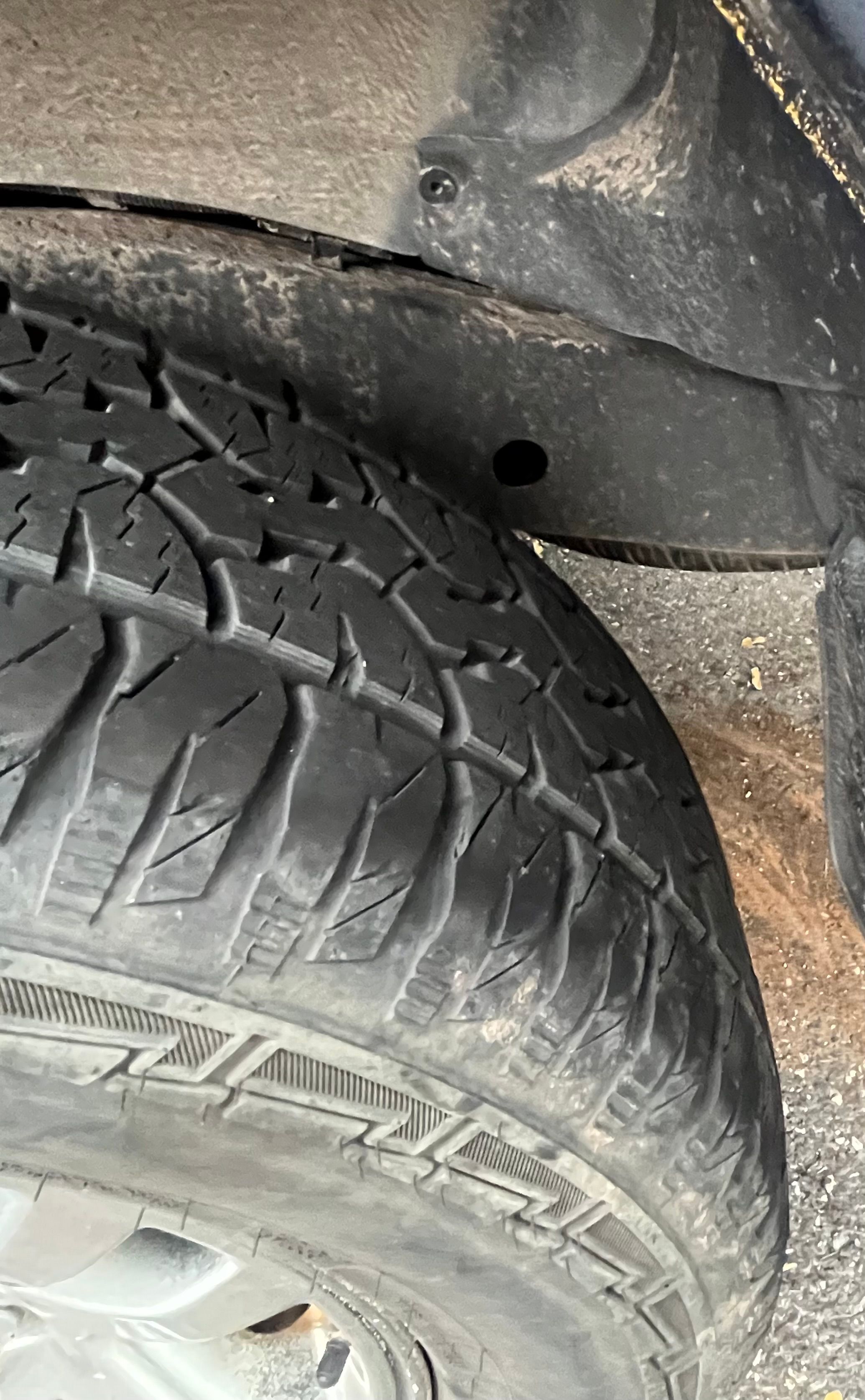 Used 2005 Toyota Sequoia SR5 AWD/4WD image 8