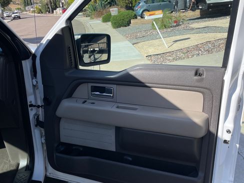 Used 2010 Ford F150 XLT AWD/4WD image 10