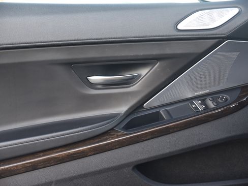 Used 2014 BMW M6 Coupe image 17