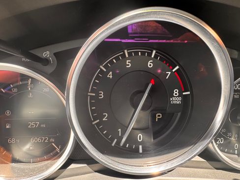 Used 2018 MAZDA MX-5 Miata RF Grand Touring RWD image 15