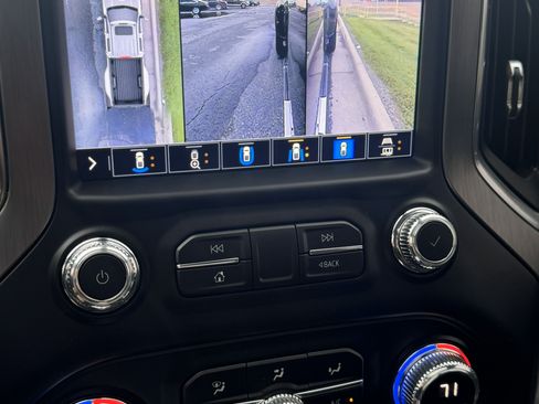 Used 2020 GMC Sierra 3500 Denali w/ Denali Ultimate Package image 8