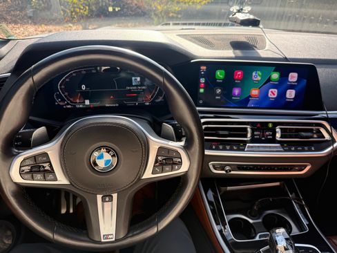 Used 2019 BMW X5 xDrive40i w/ M Sport Package image 12