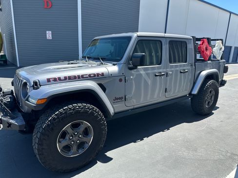 Used 2020 Jeep Gladiator Rubicon image 8