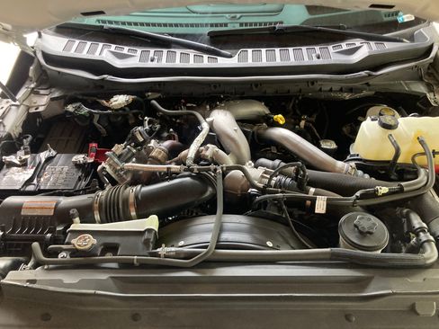 Used 2024 Ford F250 Lariat w/ Lariat Ultimate Package image 23