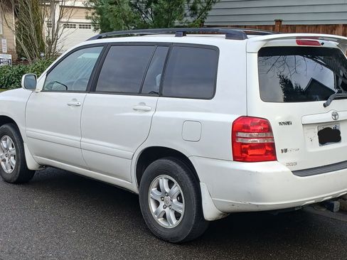 Used 2003 Toyota Highlander 4WD V6 image 1