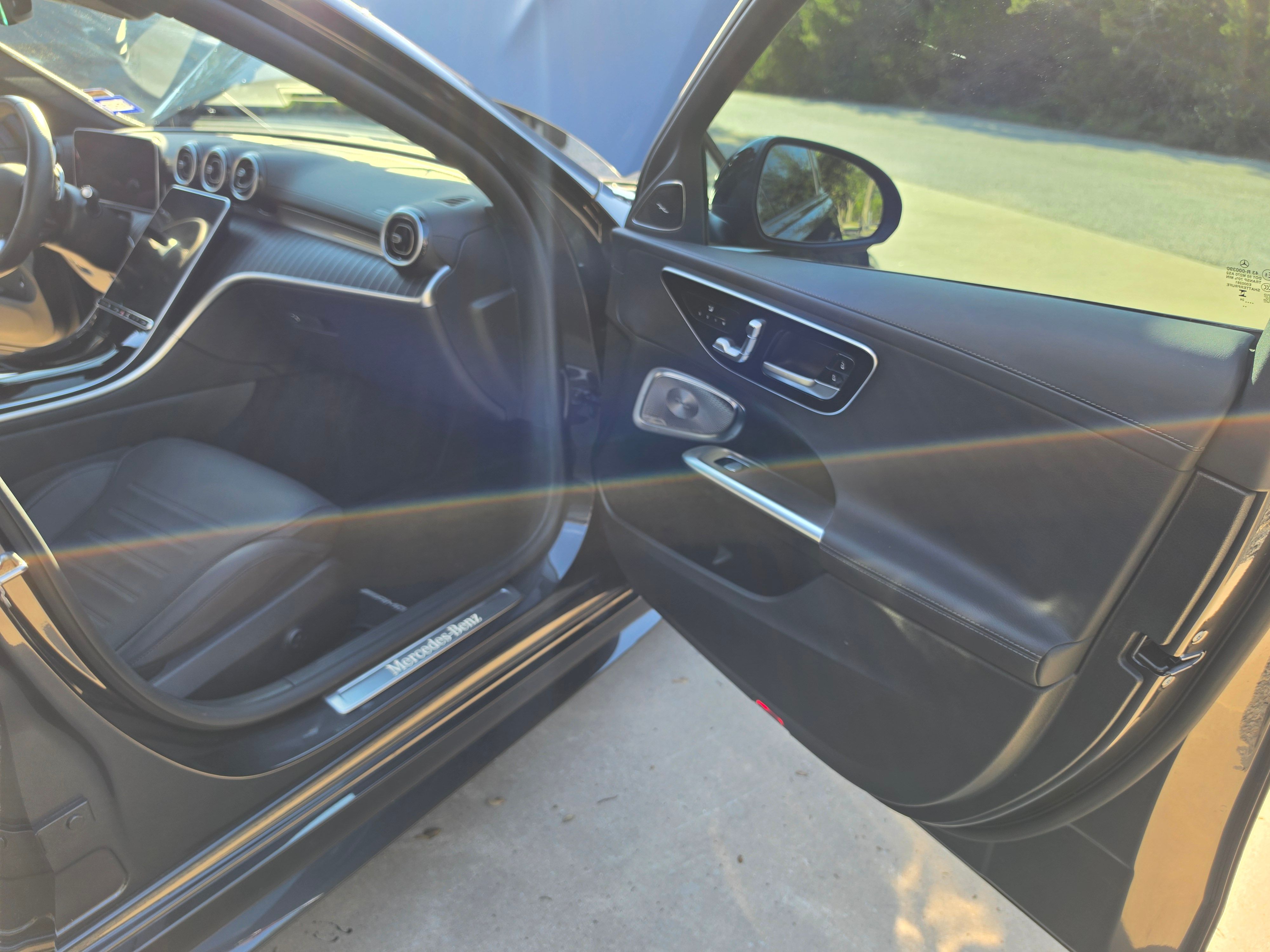 Used 2024 Mercedes-Benz C 300 Sedan image 14