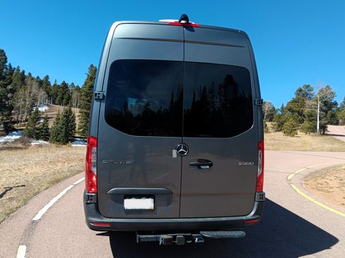 Used 2019 Mercedes-Benz Sprinter 170 image 5