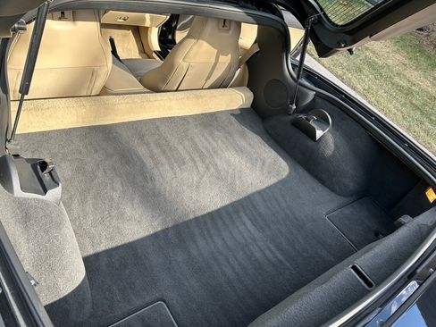 Used 2007 Chevrolet Corvette Coupe w/ Preferred Equipment Group image 13