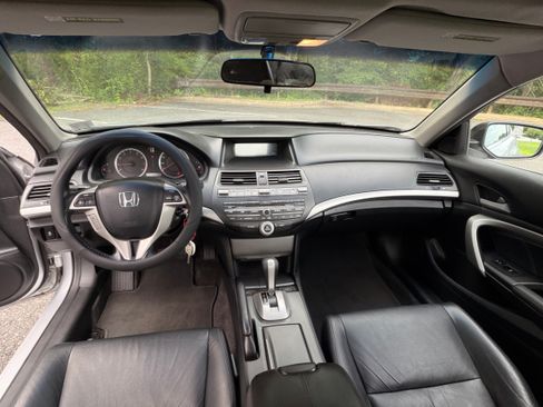 Used 2011 Honda Accord EX-L image 15