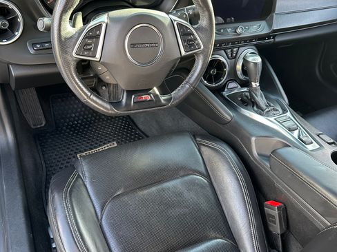 Used 2019 Chevrolet Camaro SS RWD image 10