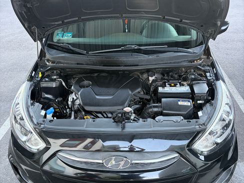 Used 2017 Hyundai Accent SE image 6