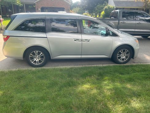 Used 2013 Honda Odyssey EX-L image 1