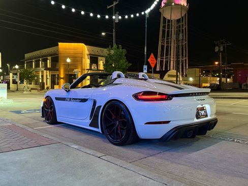 Used 2020 Porsche 718 Boxster Spyder RWD image 4