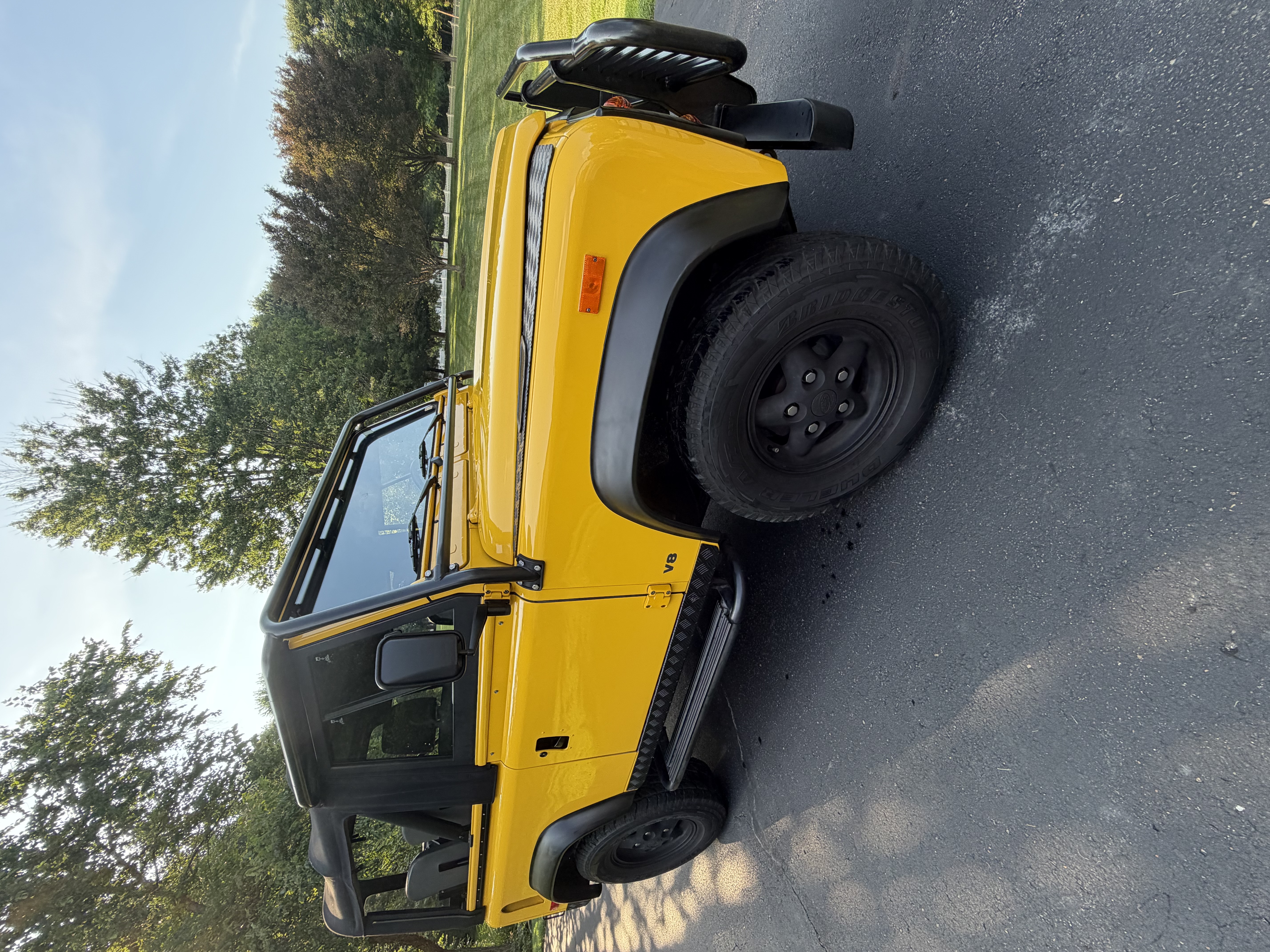 Used 1994 Land Rover Defender 90 AWD/4WD image 2
