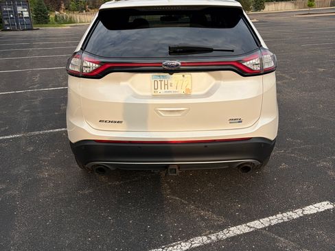 Used 2017 Ford Edge SEL w/ Equipment Group 201A AWD/4WD image 11