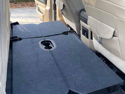 Used 2018 RAM 3500 Laramie Longhorn image 25