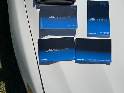 Used 2015 Honda Accord EX image 10