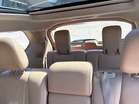 Used 2017 Nissan Pathfinder SL w/ SL Premium Package image 14