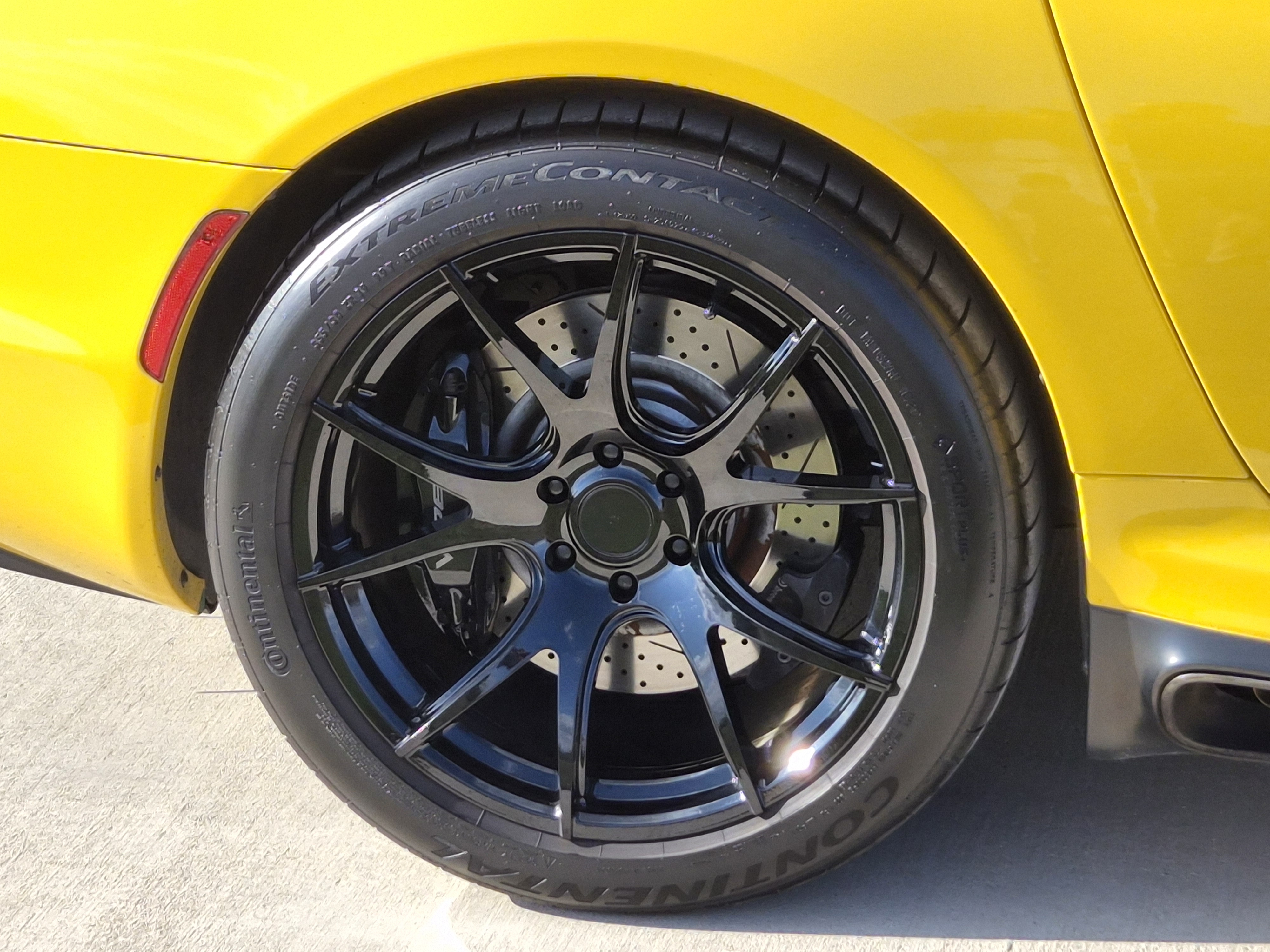 Used 2013 SRT Viper SRT-10 w/ Grand Touring Pkg RWD image 15