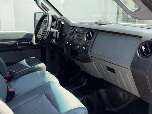Used 2013 Ford F250 XL w/ PWR Equipment Group AWD/4WD image 12