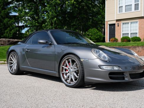 Used 2008 Porsche 911 Carrera S RWD image 2