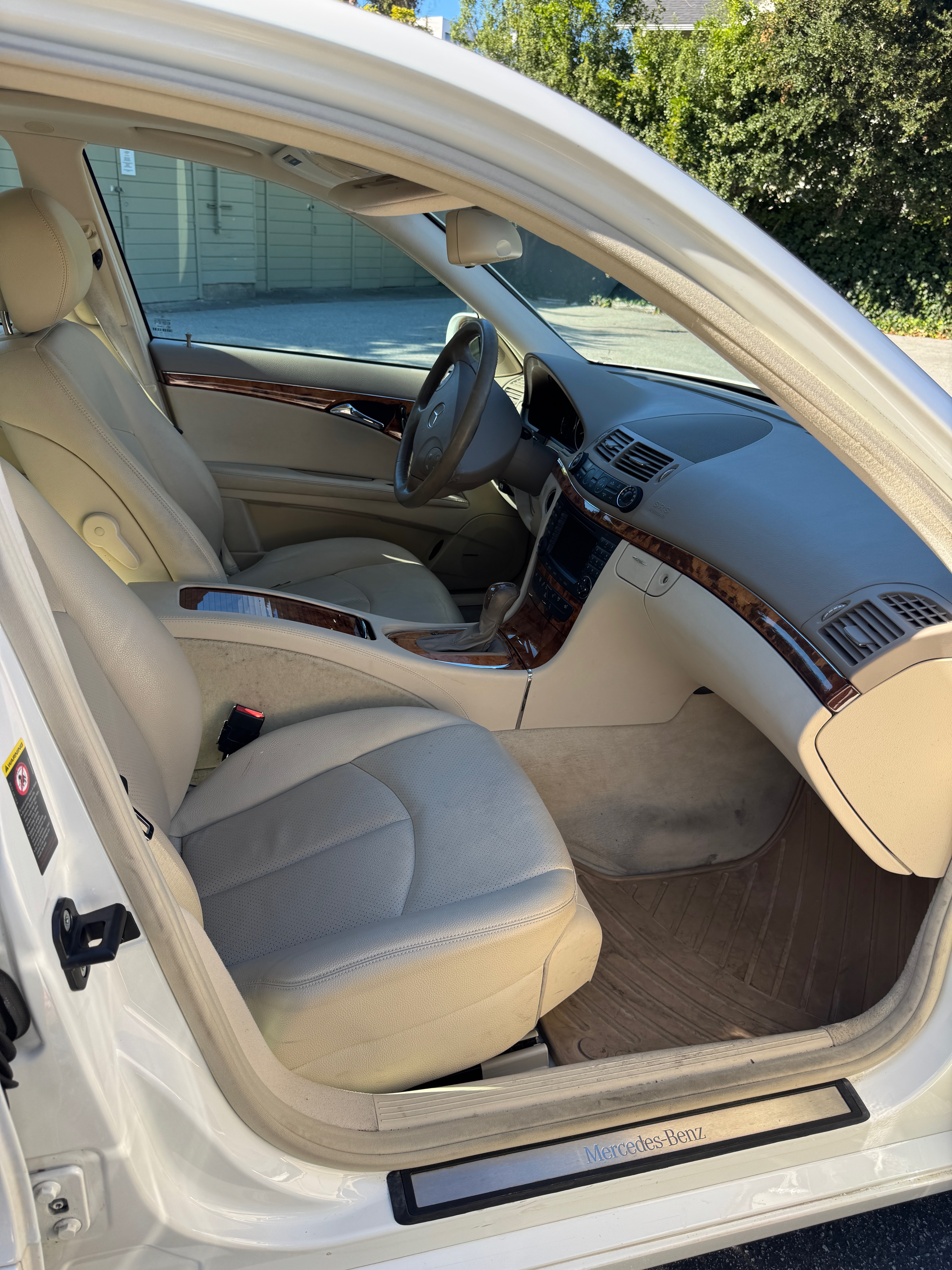 Used 2006 Mercedes-Benz E 350 4MATIC Sedan image 12