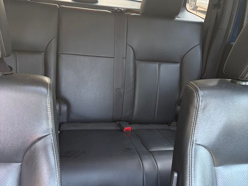 Used 2009 Jeep Liberty Limited w/ Premium Group II AWD/4WD image 12