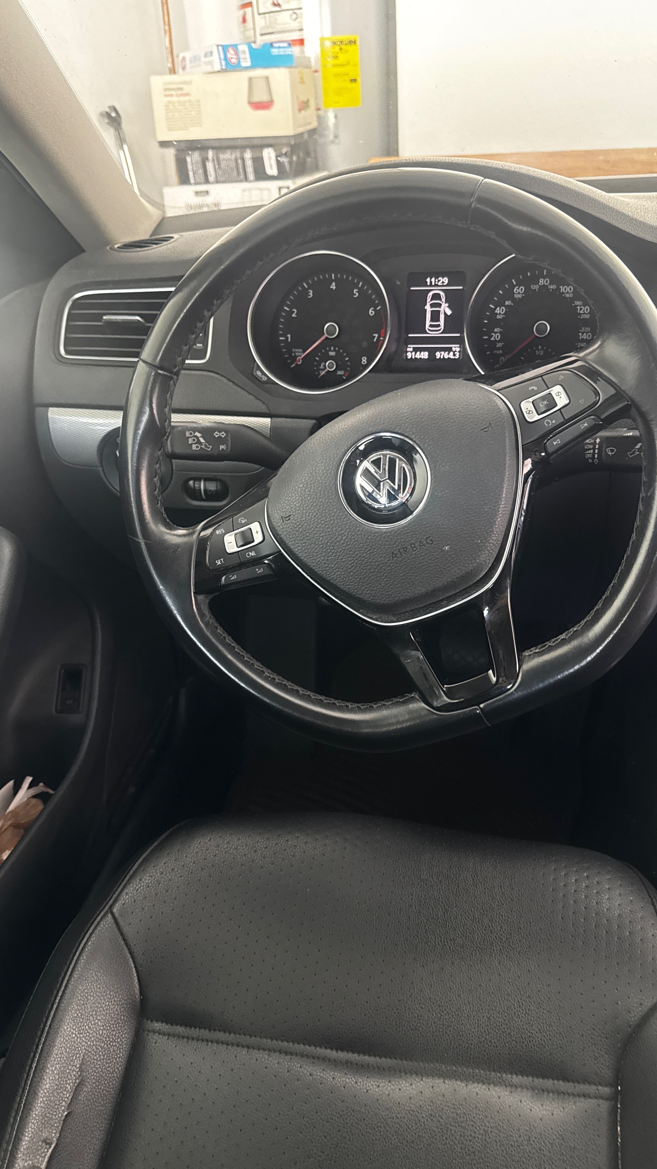 Used 2017 Volkswagen Jetta SE FWD image 4