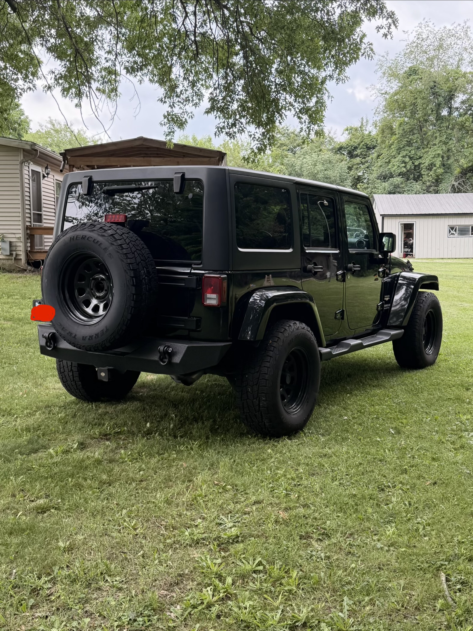 Used 2013 Jeep Wrangler Unlimited Sahara AWD/4WD image 19