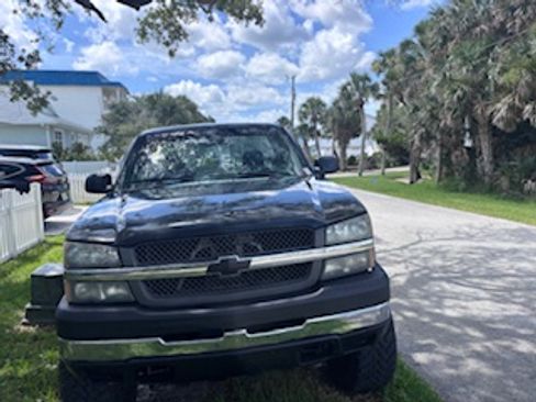 Used 2003 Chevrolet Silverado 2500 W/T AWD/4WD image 15