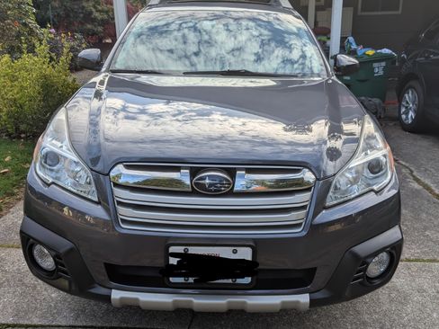 Used 2014 Subaru Outback 3.6R Limited image 6