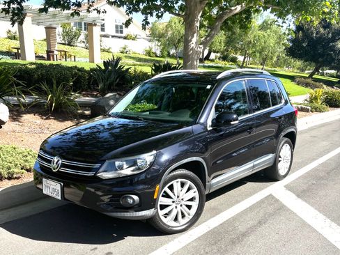 Used 2014 Volkswagen Tiguan SEL image 1