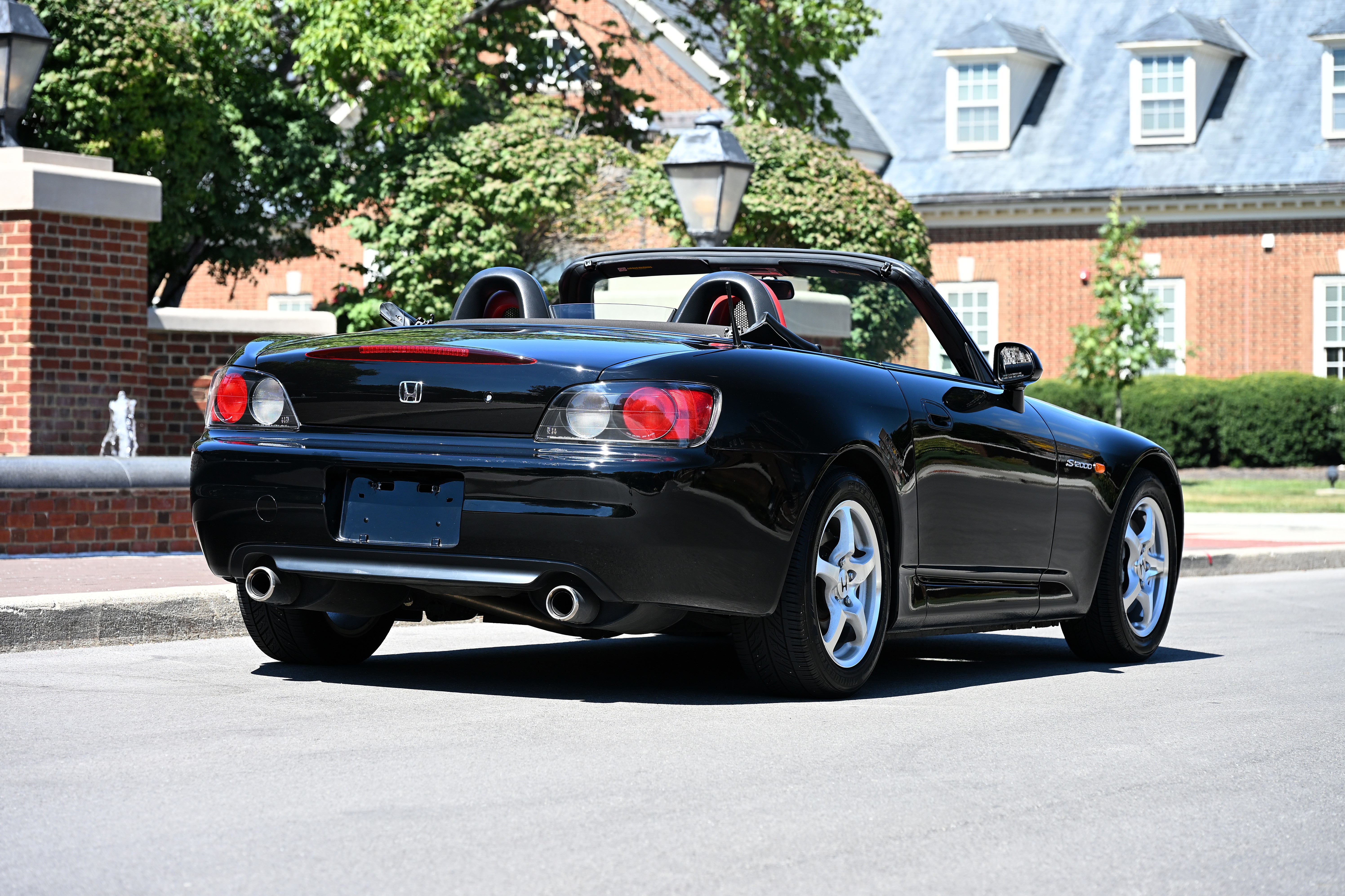 Used 2001 Honda S2000 image 10