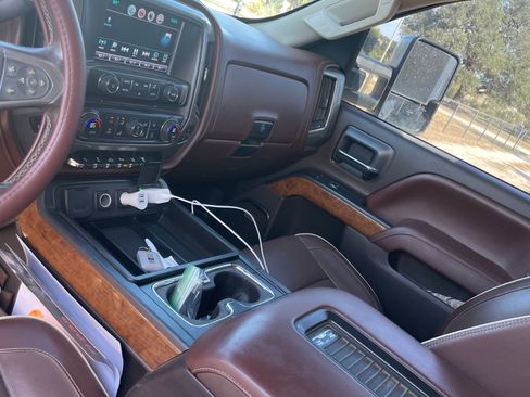 Used 2016 Chevrolet Silverado 2500 High Country w/ Duramax Plus Package AWD/4WD image 13