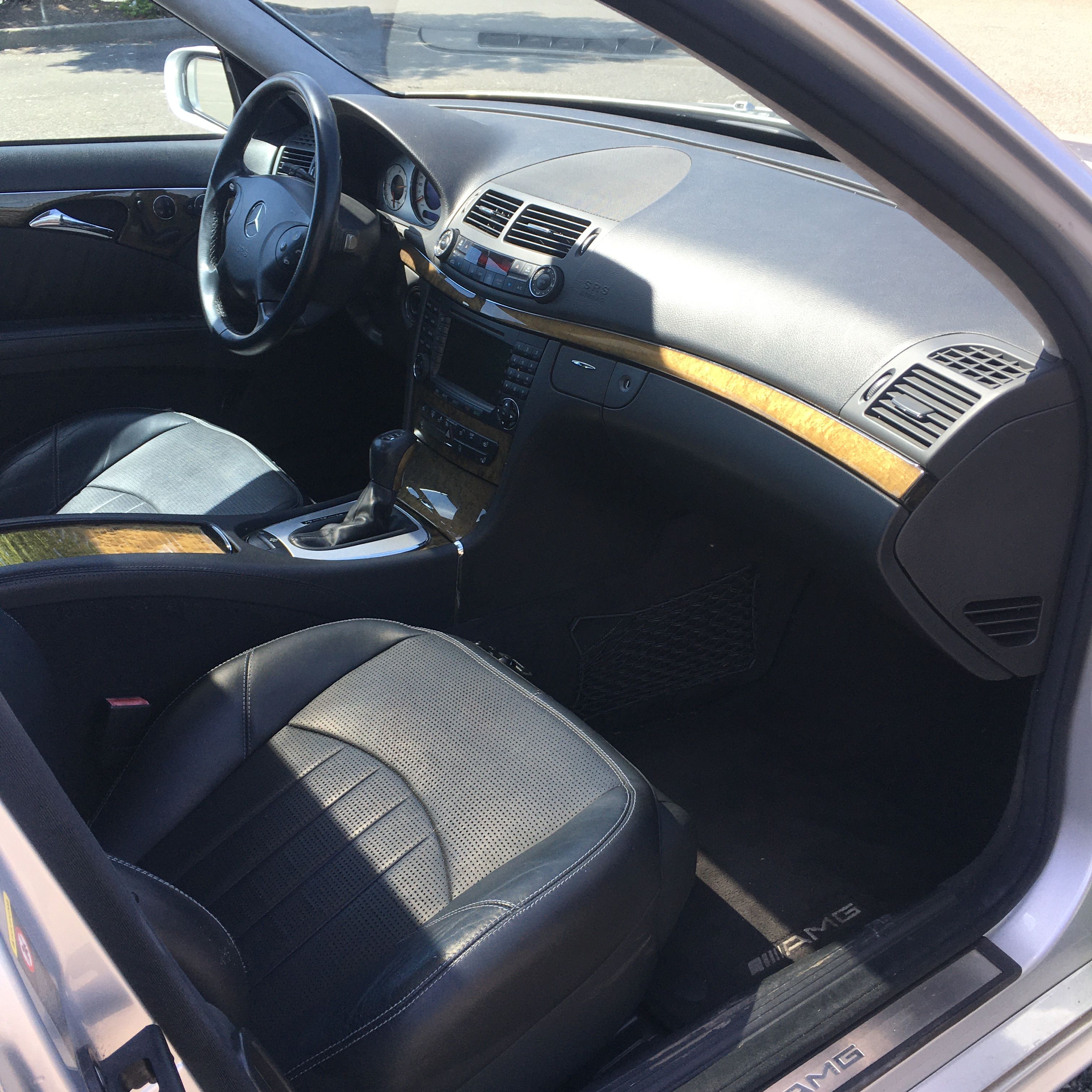 Used 2006 Mercedes-Benz E 55 AMG Sedan image 14