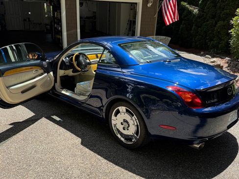 Used 2003 Lexus SC 430 Convertible RWD image 12