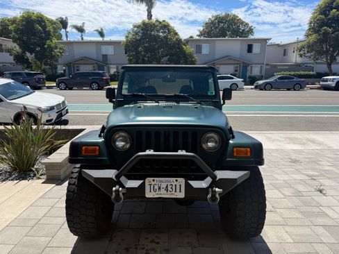 Used 2000 Jeep Wrangler Sahara AWD/4WD image 2