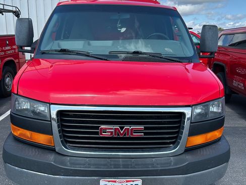 Used 2016 GMC Savana 3500 image 9