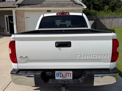 Used 2021 Toyota Tundra SR5 AWD/4WD image 5